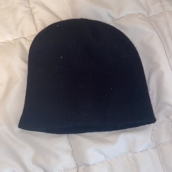 BLACK GYMNASTICS LEAP HAT - Picture 2 of 2